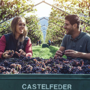 Castelfeder_image_Harvest 2018 Ines and Ivan